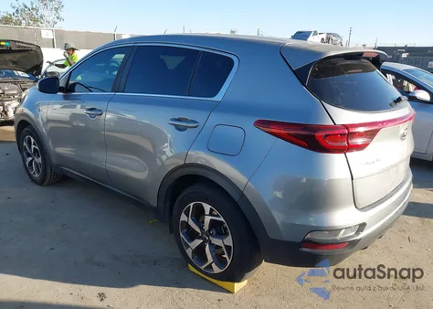 2020 Kia Sportage Lx z USA, uszkodzony, nr VIN KNDPM3AC9L7789080